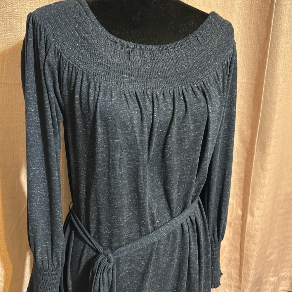 Loft dress - Picture 2 of 5